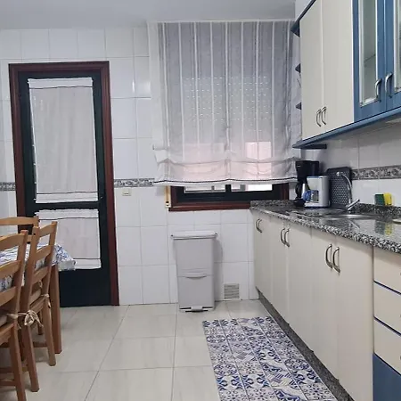 Piso Castelao 公寓